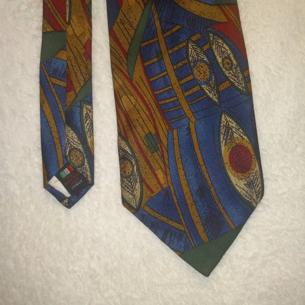 STUARDS MENS TIE AT LA COSTA SO. COAST PLAZA FASHION VALLEY TIE SILK FROM ITALY